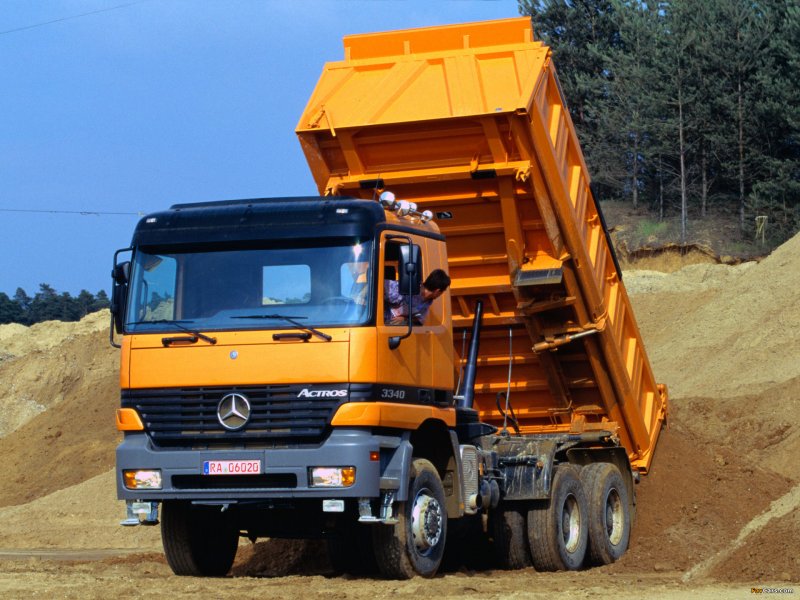 Самосвалы Mercedes-Benz Arocs 3345 k