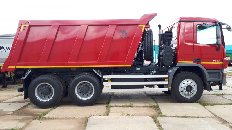 Mercedes-Benz Actros 4144