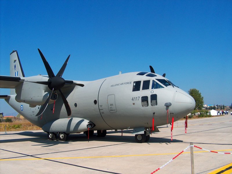 Тяжёлый военно-транспортный самолёт АН-22 («Антей»)