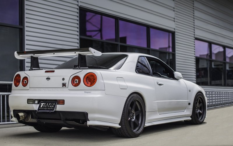 Nissan Skyline gt-r r34 stock