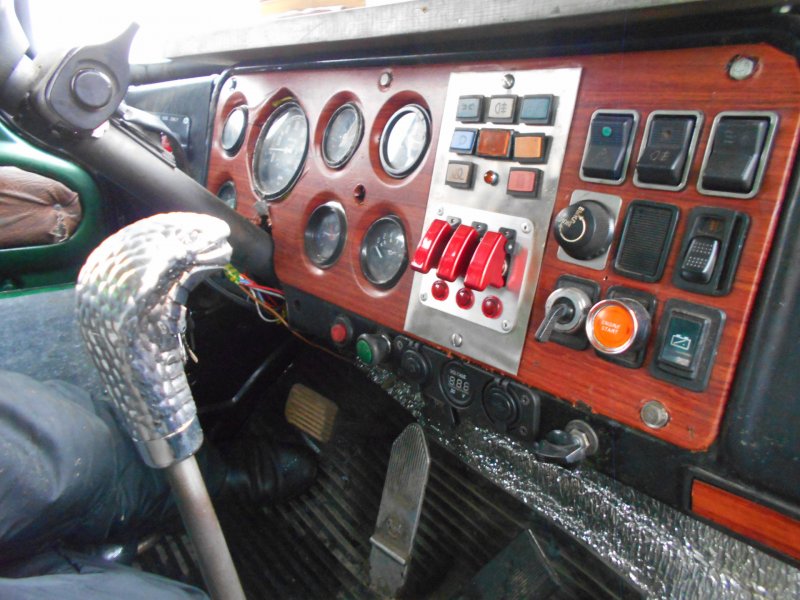 ЗИЛ 130 салон