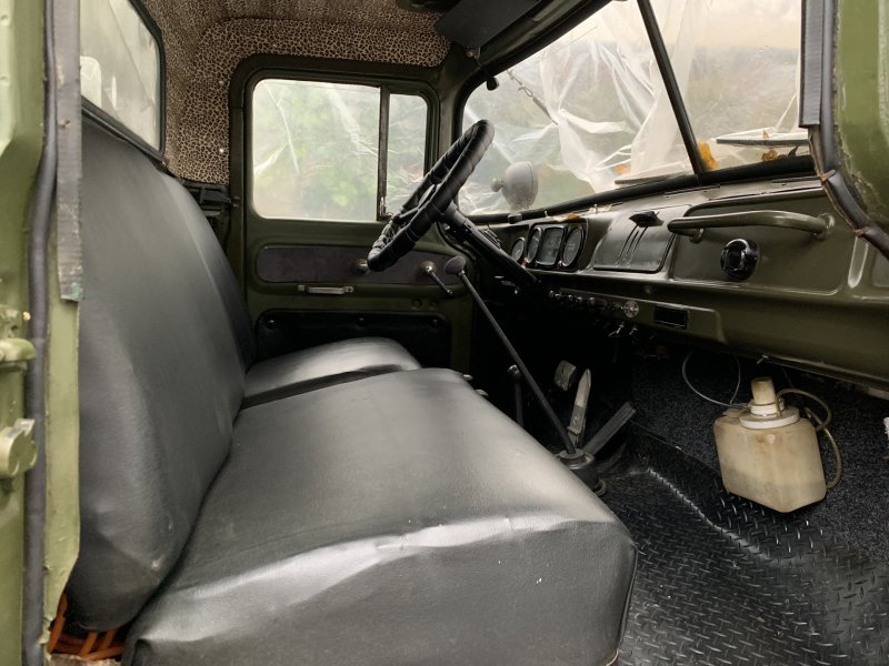 ЗИЛ 131 кабина изнутри