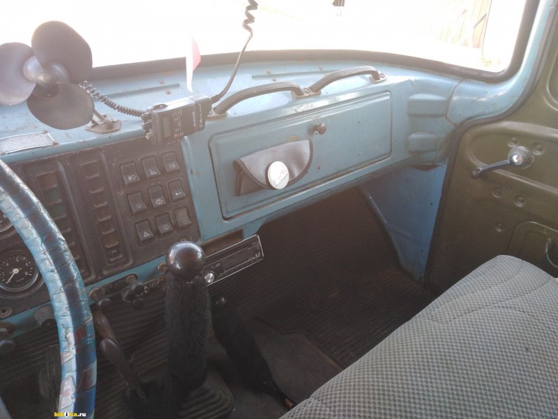 ЗИЛ 131 самосвал салон