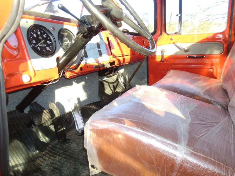 ЗИЛ 130 обивка в кабине