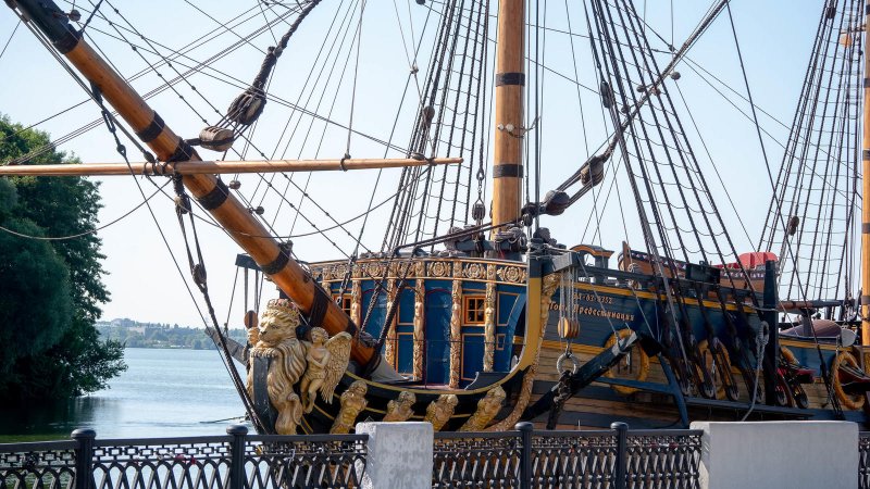 Первый корабль Петра 1