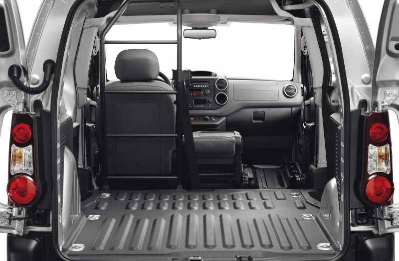 Пежо партнер 2018