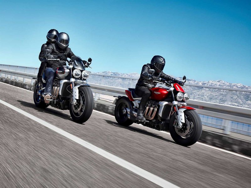 Мотоцикл Triumph Rocket 3