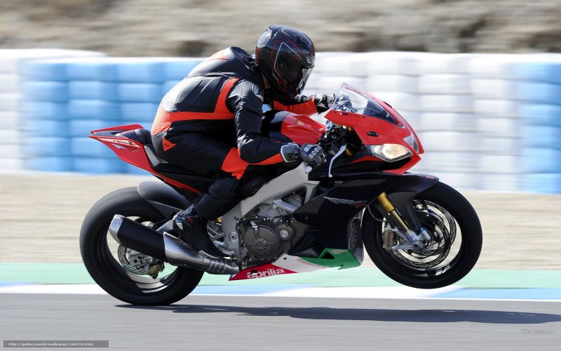 Aprilia rsv4 2010 Factory