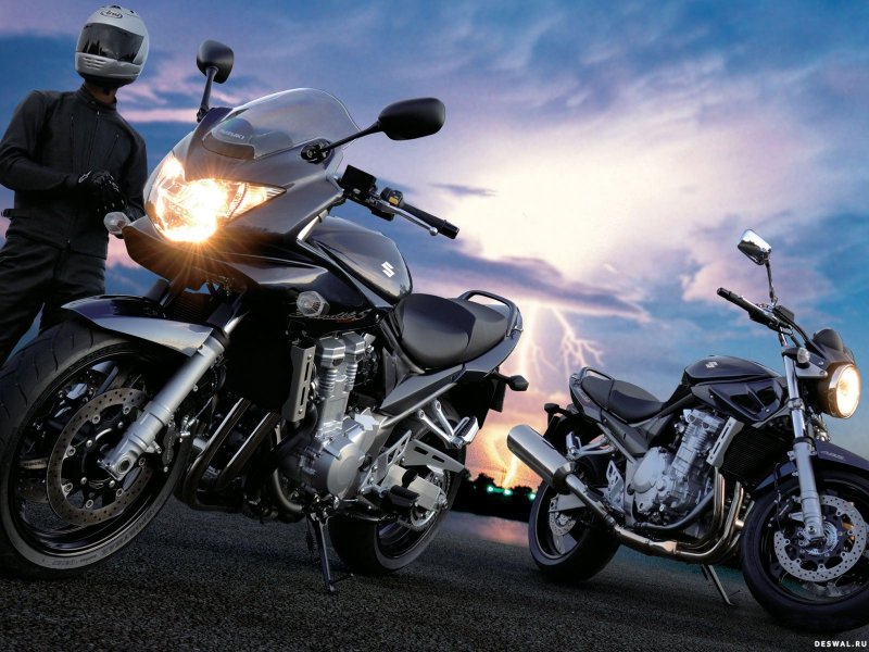 Несколько мотоциклов