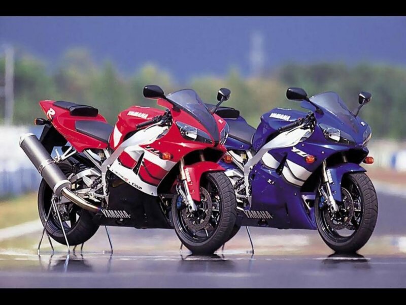 Два мотоцикла