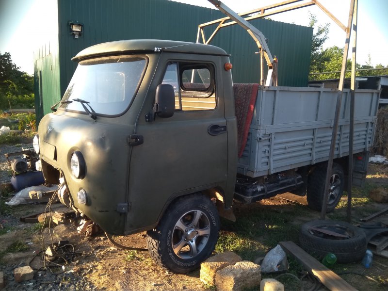 УАЗ 3303 головастик