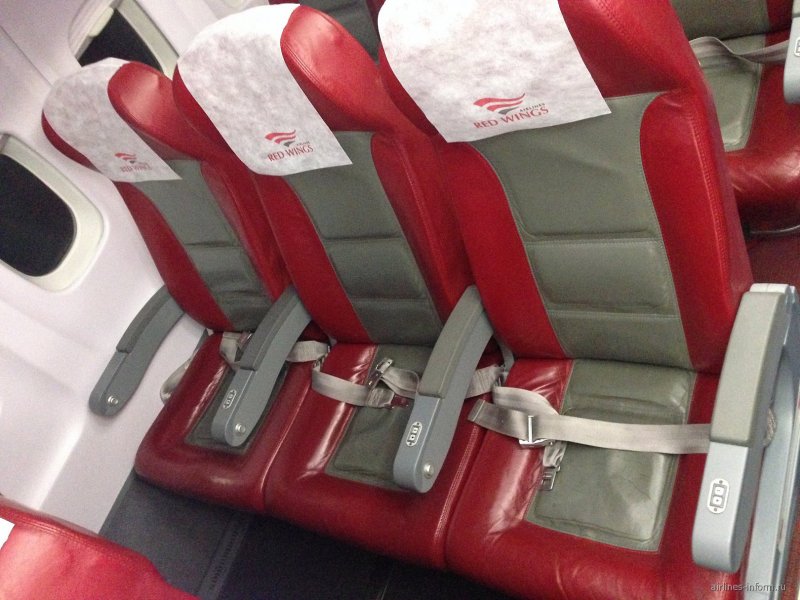 Ту-204 Red Wings салон