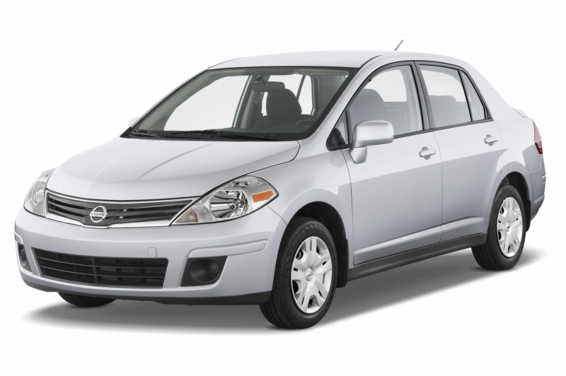 Nissan Versa седан