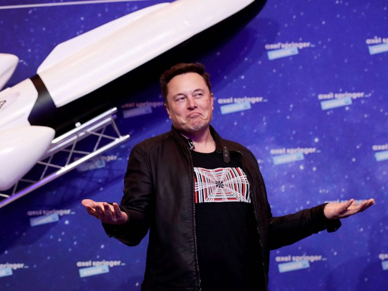 Самолет Илона маска