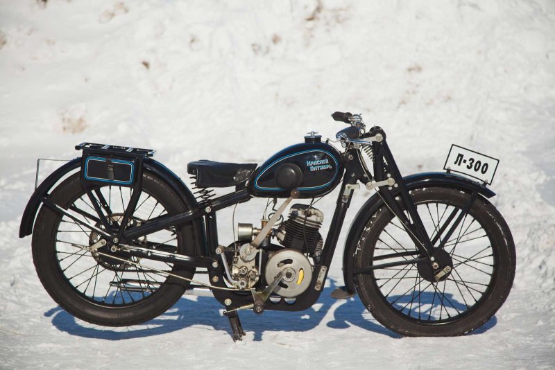 Советский мотоцикл л-300 «красный октябрь