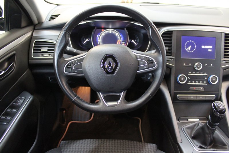 Renault Talisman 2016 салон