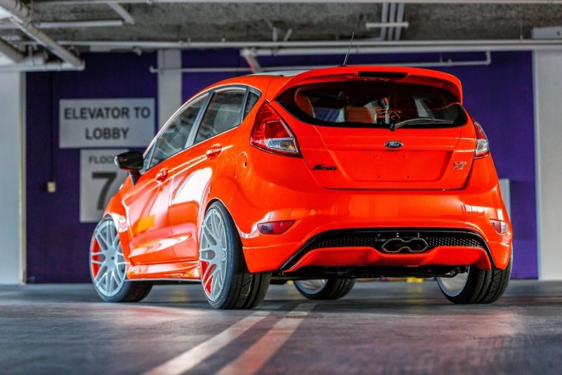 Форд Фиеста 6 тюнингованный