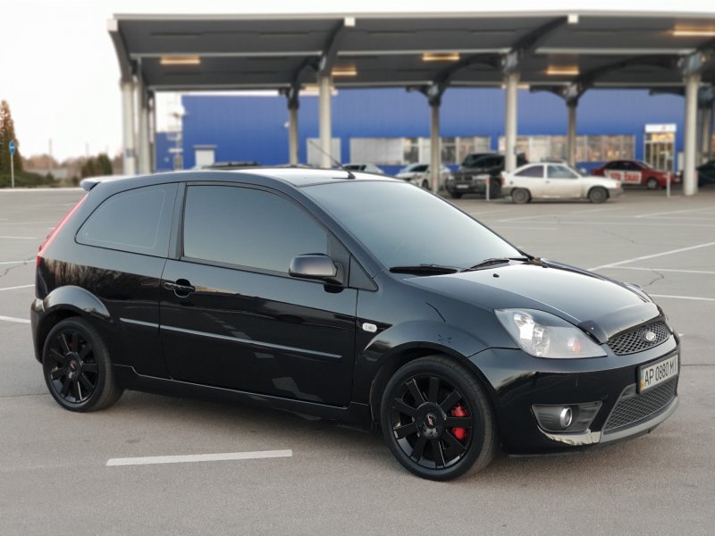 Обвес на Форд Фиеста 2007