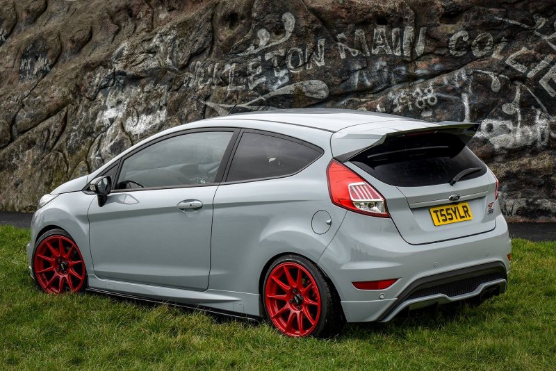 Ford Fiesta sedan Tuning