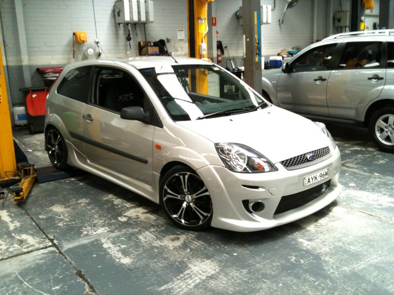 Ford Fiesta тюнингованный