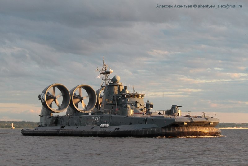 Малый десантный корабль Евгений Кочешков