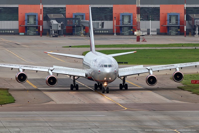 Ил 96 300 Карпеев