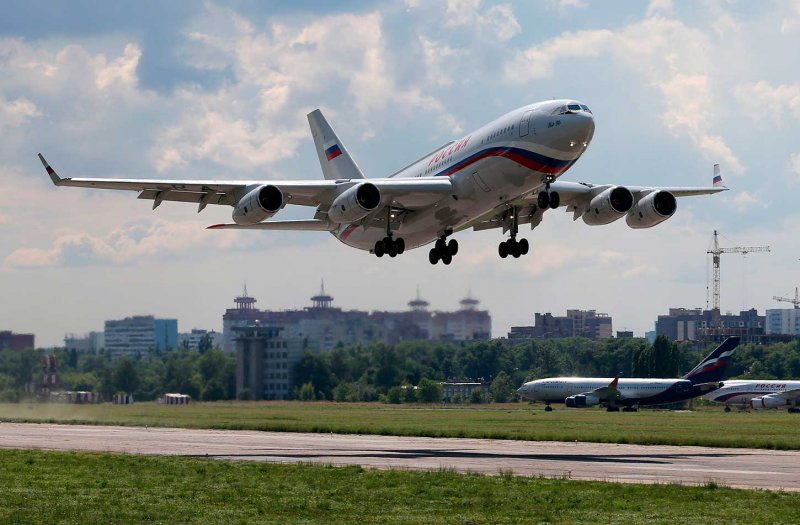 Ил-96 пассажирский самолёт