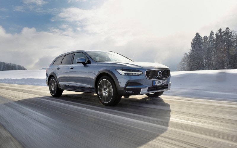 Volvo v90 Cross Country