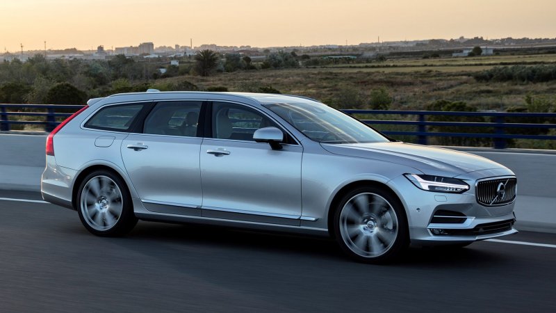 Новый Вольво универсал v90