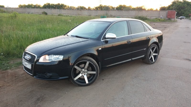 Ауди а4 2003