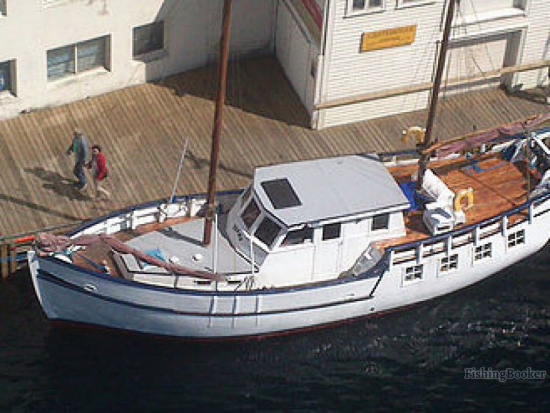 Парусно моторное судно Perl стеклопластик Россия