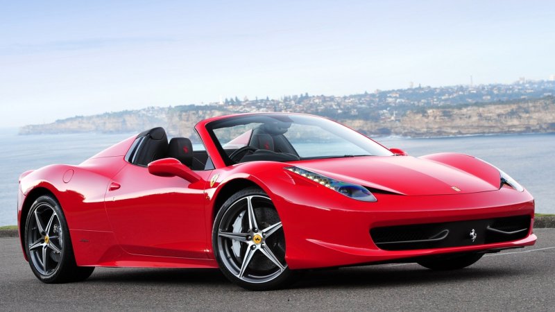 Ferrari 458 Italia красная