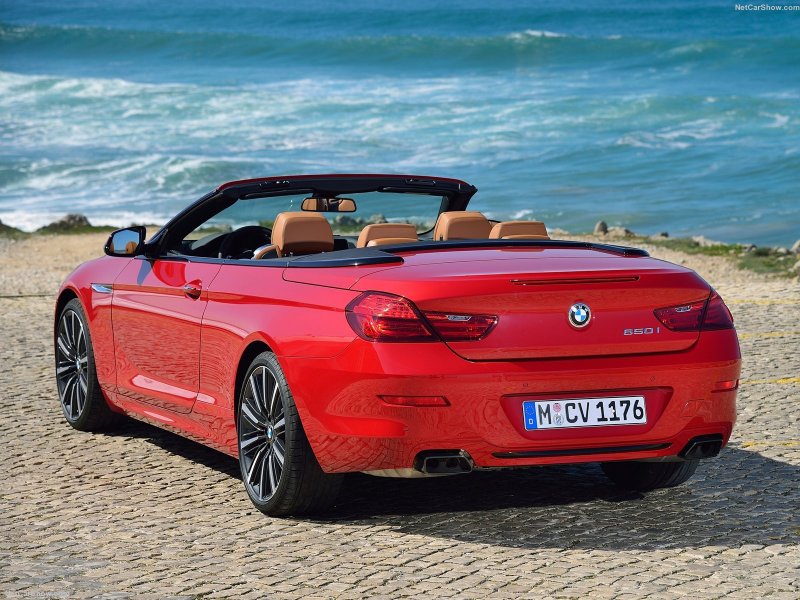 BMW 650i кабриолет красный