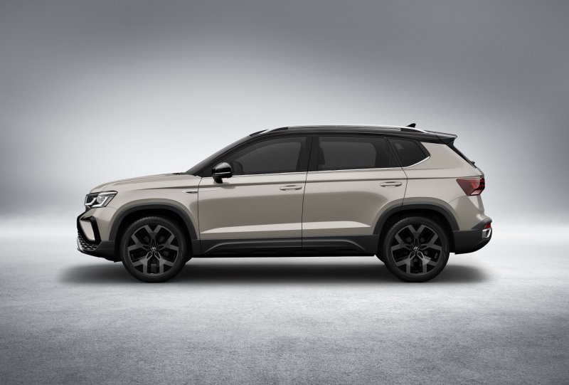 Volkswagen Taos салон