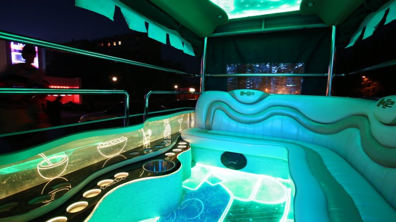 Лимузин Хаммер h2