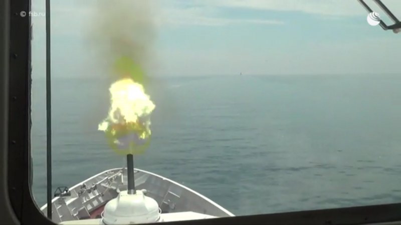 Британский эсминец в черном море