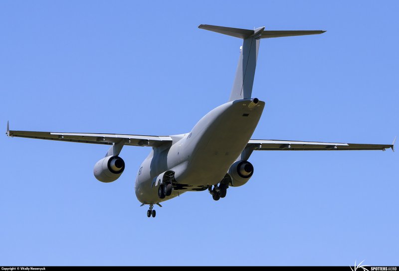 АН-12 бортовой номер 11111