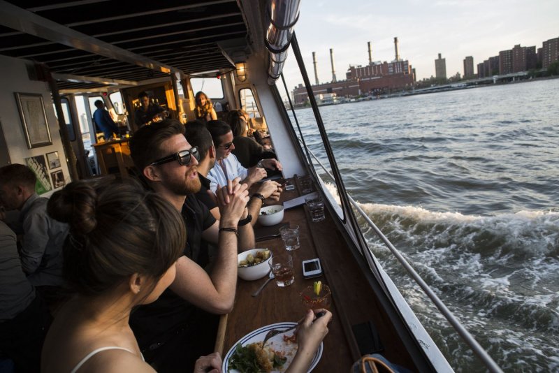 Ресторан лодка Новинский бульвар, д.8,