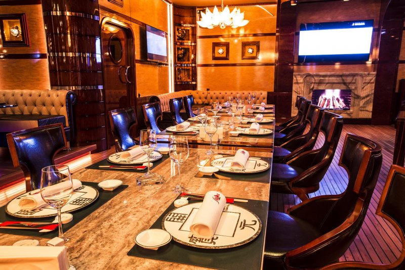 Ресторан лодка Москва кости дзю