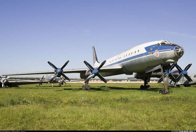 Турбовинтовой ту 114