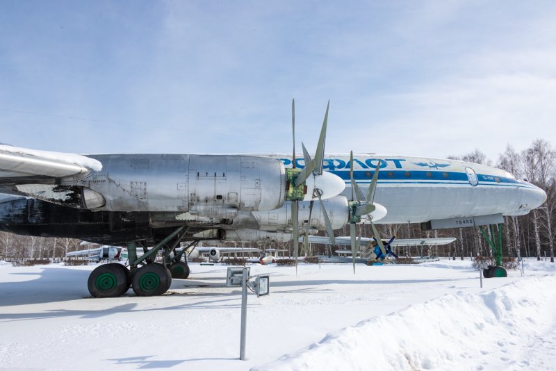 Ту-114 кабина