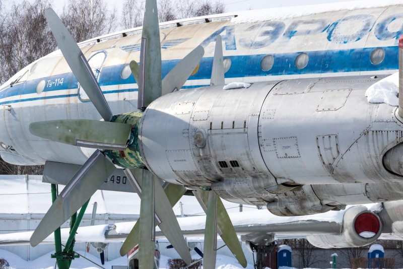 Самолёт ту-139