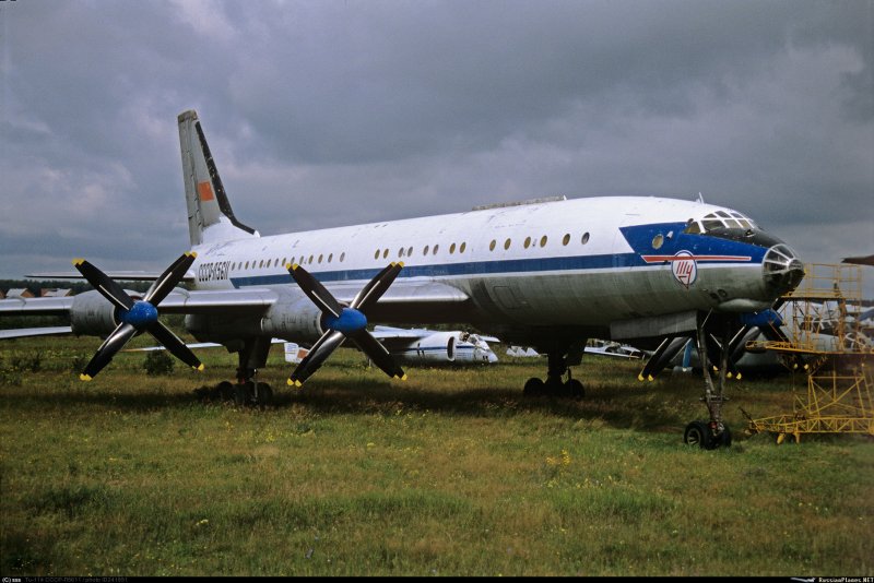 Пассажирский самолет ту 114, Туполева