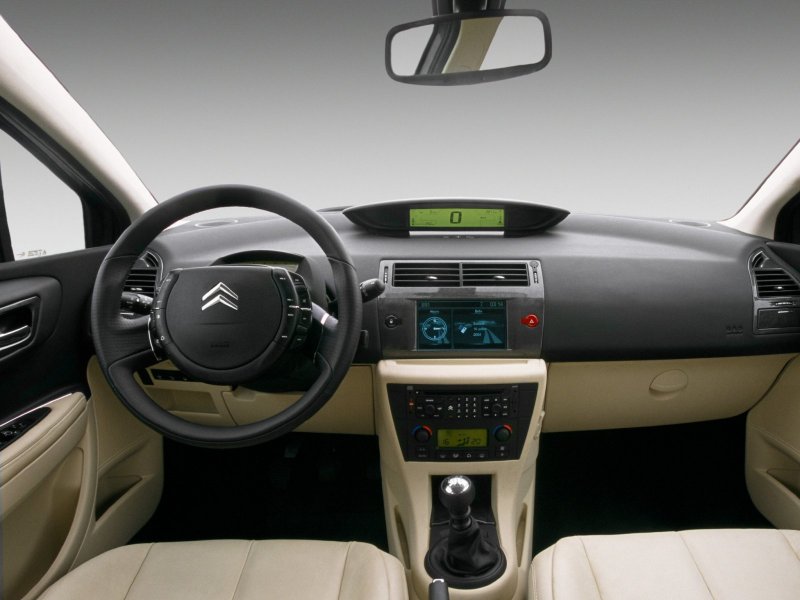 Ситроен с4 хэтчбек 2005 года