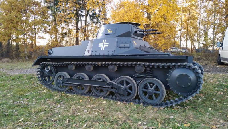 Танк PZ.Kpfw i