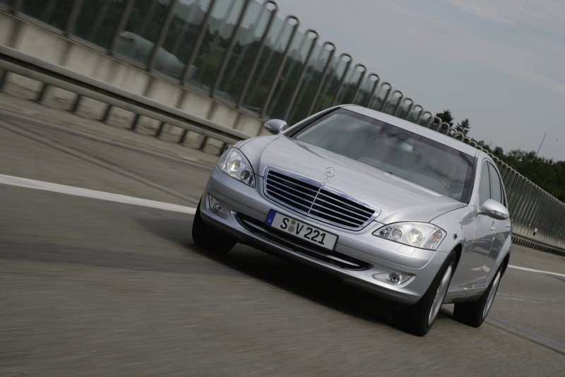 Мерседес Бенц s600