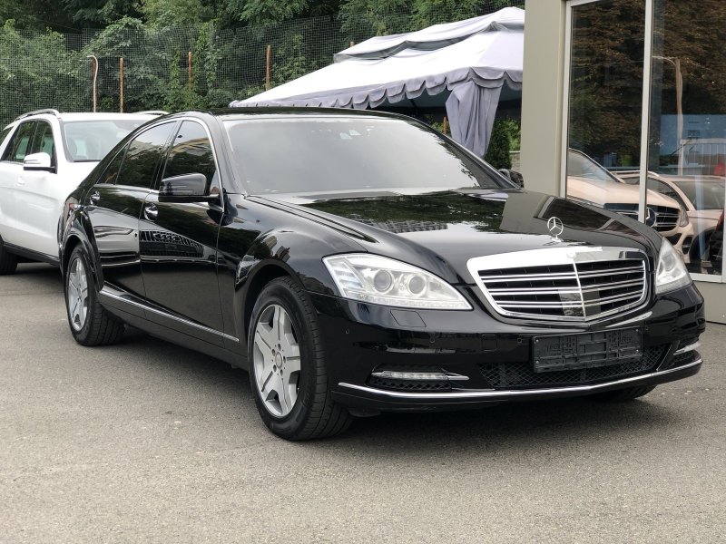 Мерседес Бенц s600
