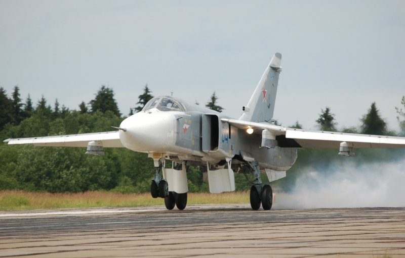 Су-24 истребитель