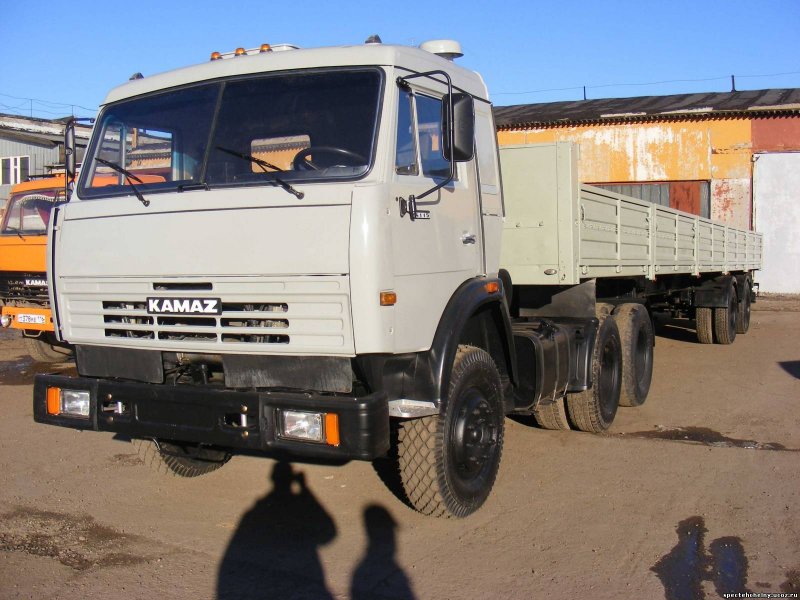 Седельный тягач КАМАЗ-54115-15