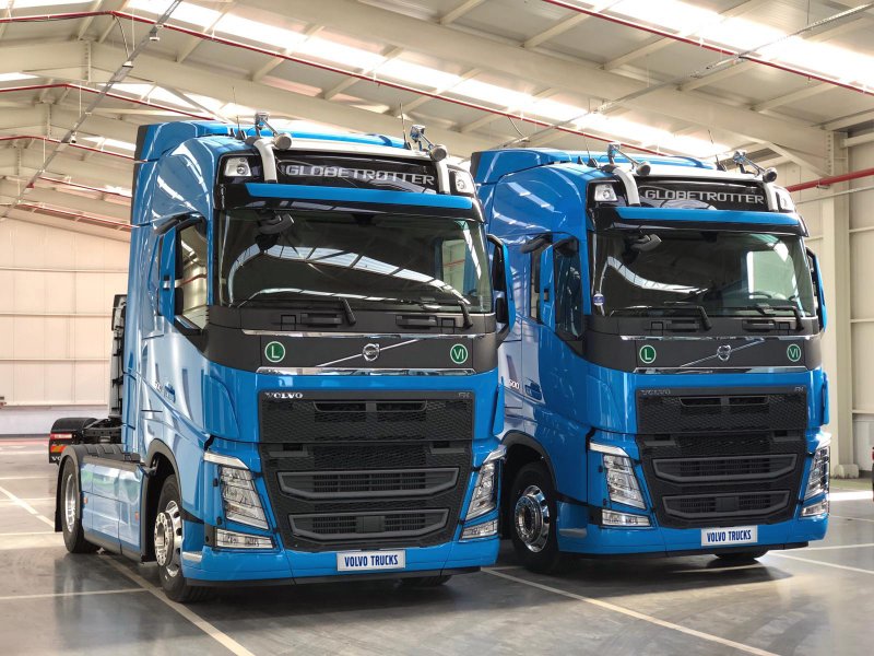 Volvo fh16 с самосвальным полуприцепом